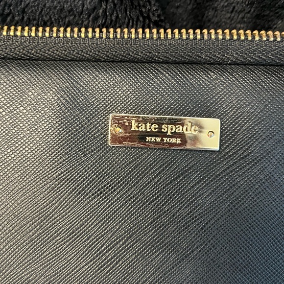 Kate Spade laptop case fits 15” laptop - Picture 2 of 3